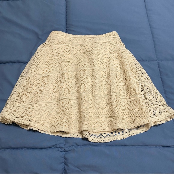 lace skirt - Picture 3 of 16